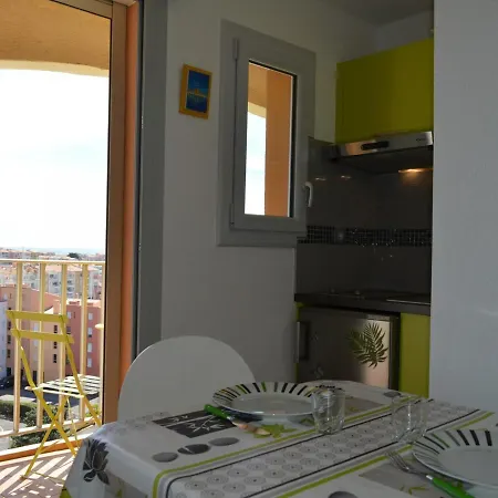 شقة Cap D'agde, 1 Piece, 2 Personnes - Fr-1-249-140 *