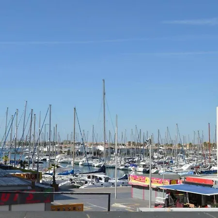 شقة Cap D'agde, 1 Piece, 2 Personnes - Fr-1-249-140 آجد